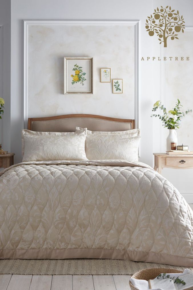 Gold bedding sale