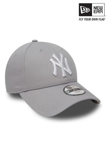 New Era® New York Yankees Essential Kids 9FORTY Cap (605143) | £15