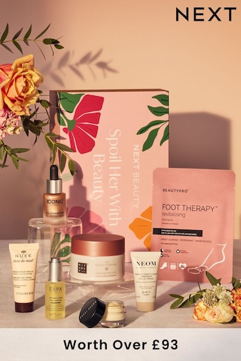 Mother's Day Spoil Her With Beauty Box (Worth Over £93) (611067) | £25