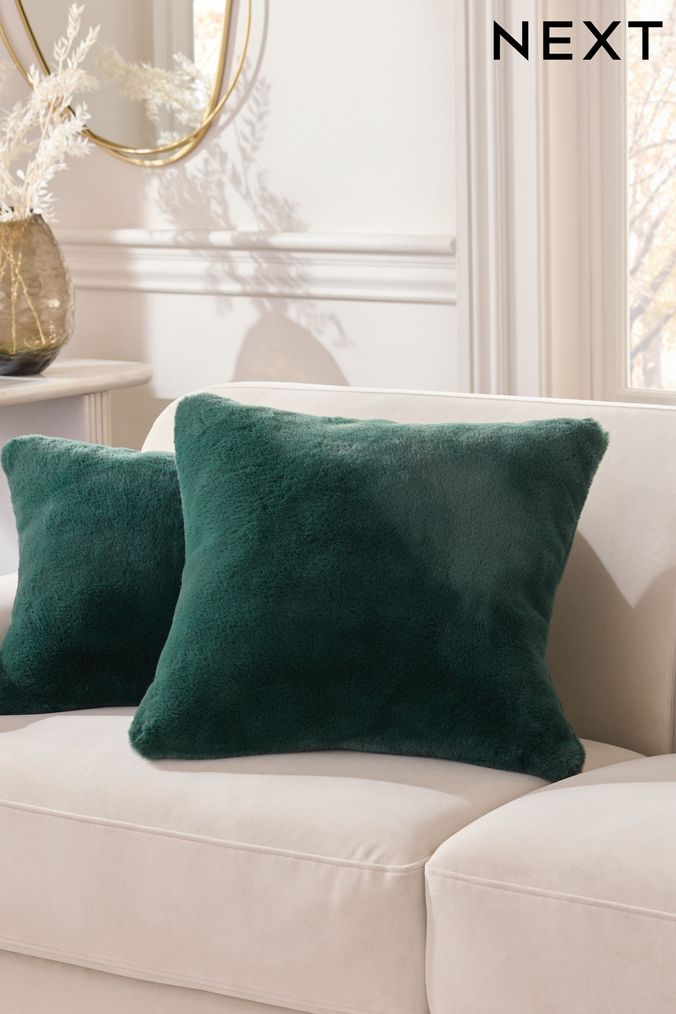 Green cushions next top