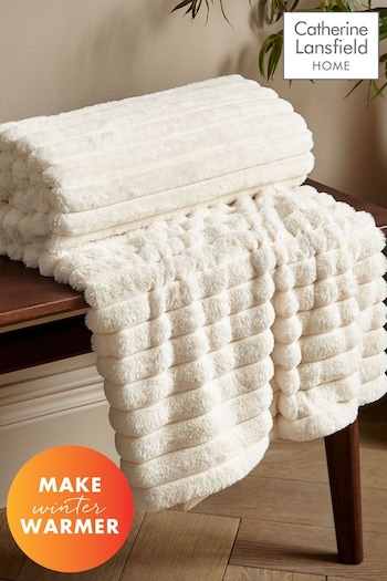 Catherine Lansfield Cream Soft and Cosy Ribbed Faux Fur Throw (637827) | £25