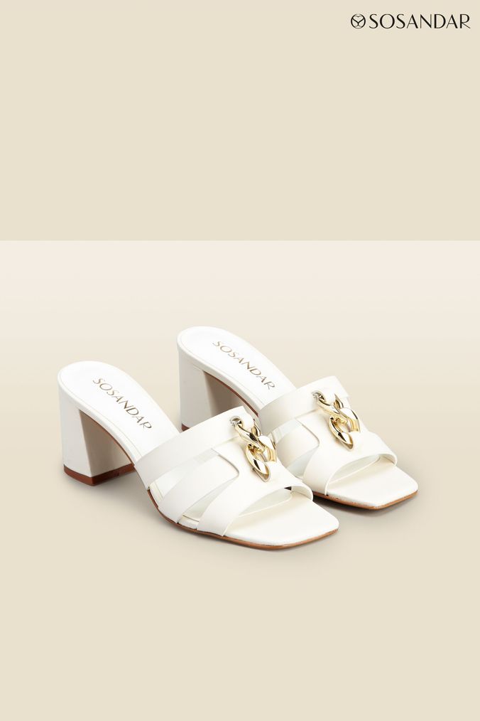 White mule best sale slides