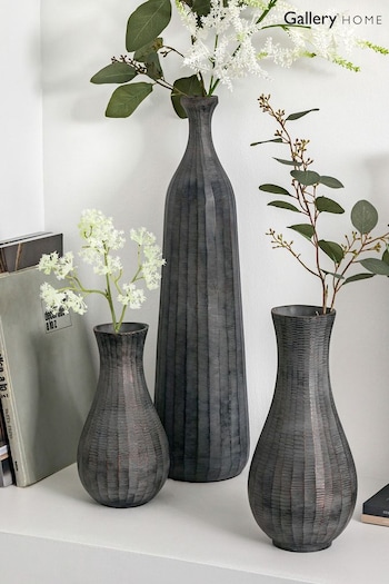 Gallery Home Grey Medium Antique Oakdale Bottle Textured Vase (648606) | £44