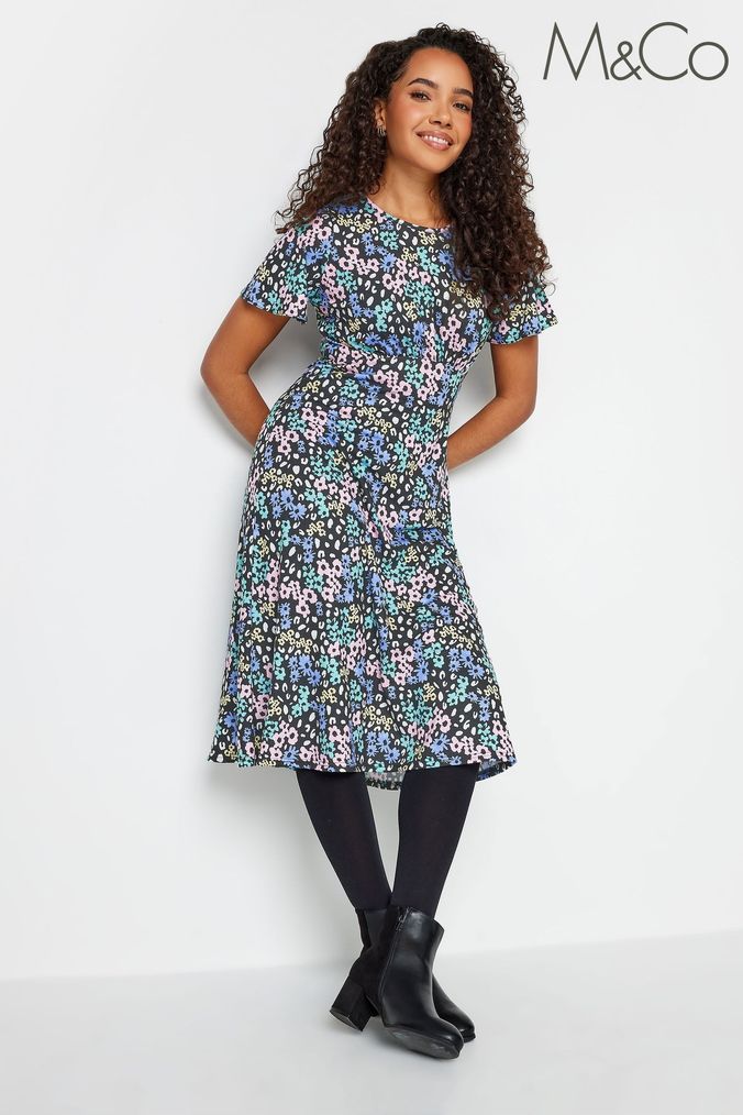 Mandco dresses hotsell with sleeves