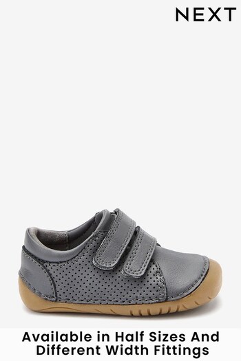 Grey Wide Fit (G) Crawler Shoes CALVIN (658095) | £24