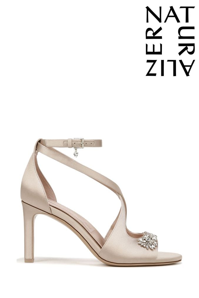 Naturalizer nude hot sale heels