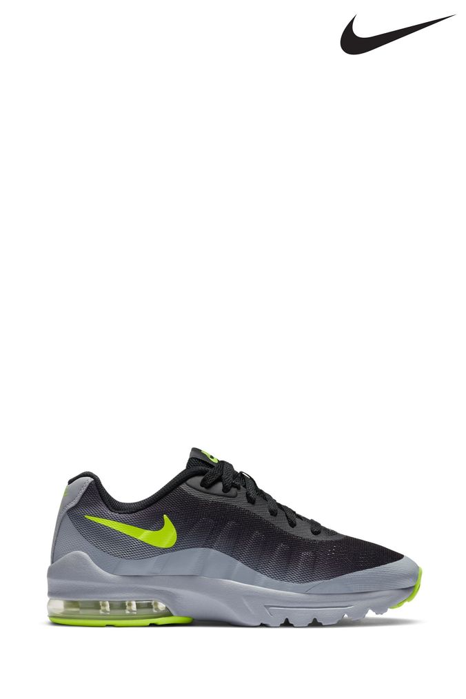 Size 3 black nike trainers discount