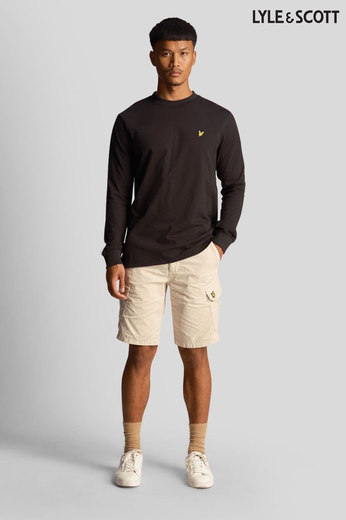 Mens cream hotsell cargo shorts