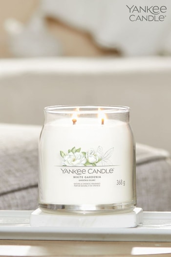 Yankee Candle White Signature Medium Jar Gardenia Scented Candle (687651) | £25