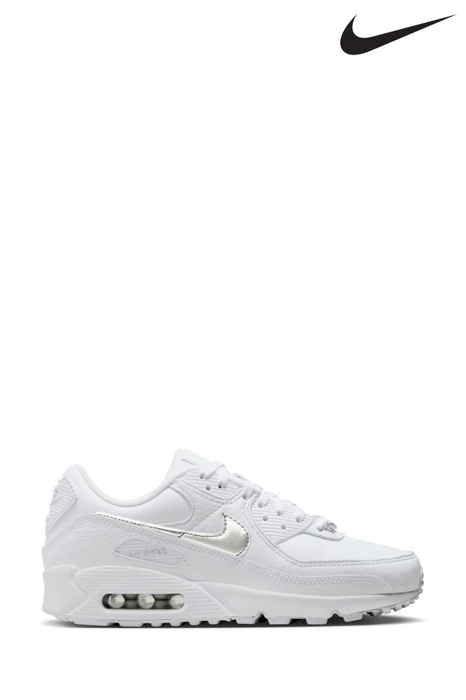 Plain white deals nike trainers womens