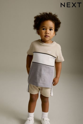Neutral Short Sleeve Colourblock T-Shirt and Shorts Set (3mths-7yrs) (704842) | £10 - £14