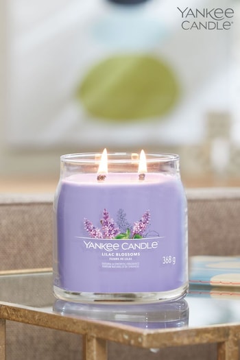 Yankee Candle Purple Signature Medium Jar Lilac Blossoms Scented Candle (715683) | £25