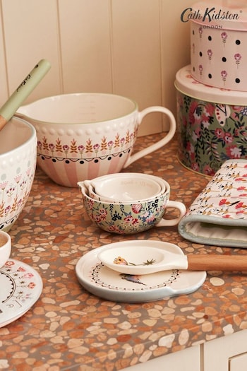 Cath Kidston Cream Painted Table Measuring Cups & Spoons (747323) | £35