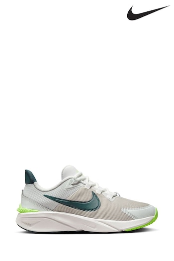 Nike Undercover/Black Youth Star Runner 4 Trainers (812525) | £40