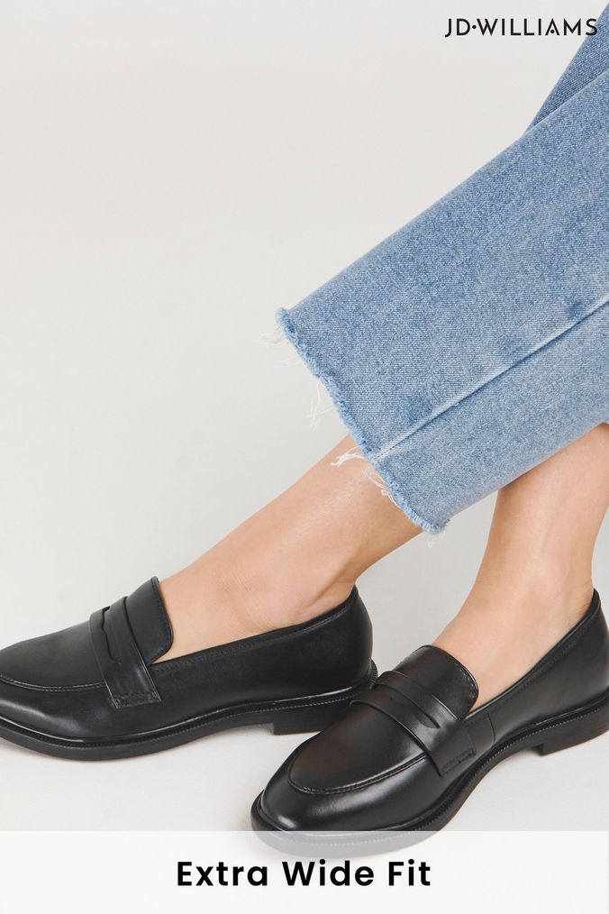 AspennigeriaShops Buy Women s Shoes Black Lunar JD Williams Footwear Online Lenna glossy sneakers
