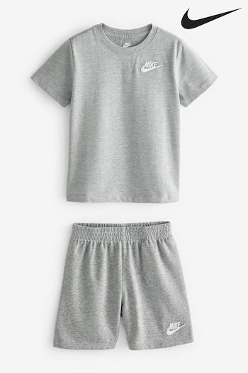 Nike Grey Little Kids Small Logo T-Shirt and Shorts Set (837120) | £30