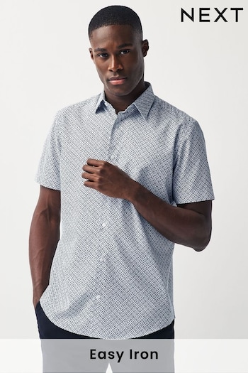 White/Blue Geometric Regular Fit Short Sleeve Easy Iron Button Down Oxford Shirt (870097) | £22