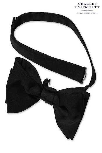 Charles Tyrwhitt Black Barathea Ready-Tied Silk Bow Tie (872240) | £35