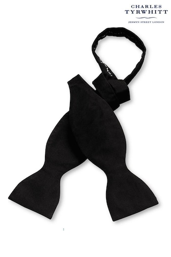 Charles Tyrwhitt Black Barathea Self-Tie Silk Bow Tie (873230) | £35