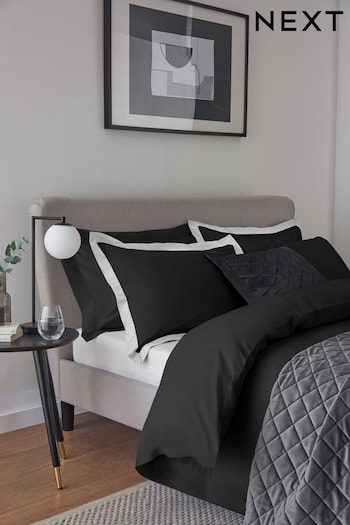 Set of 2 Black/White Cotton Rich Pillowcases (874262) | £10