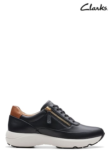 Clarks Black Leather Tivoli Zip Shoes (876947) | £85