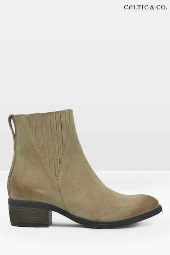 Celtic & Co. Western Ankle Green off Boots (890839) | £165