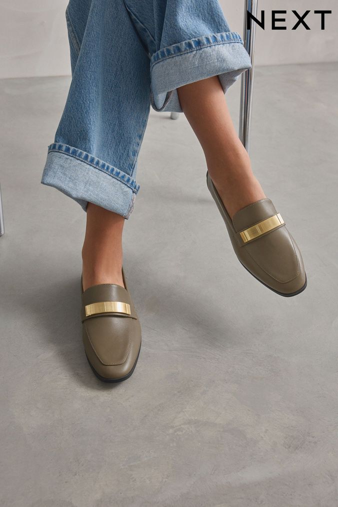 Khaki flat shoes store