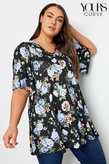 Yours Curve Black Floral Print Pleated Swing Top (894670) | £24
