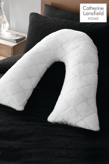 Catherine Lansfield Cosy and Soft Diamond Fleece V-Shaped Cushion (915642) | £20