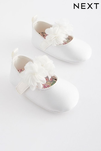 White Baby Bridesmaid Corsage Mary Jane Shoes (0-24mths) (918909) | £10