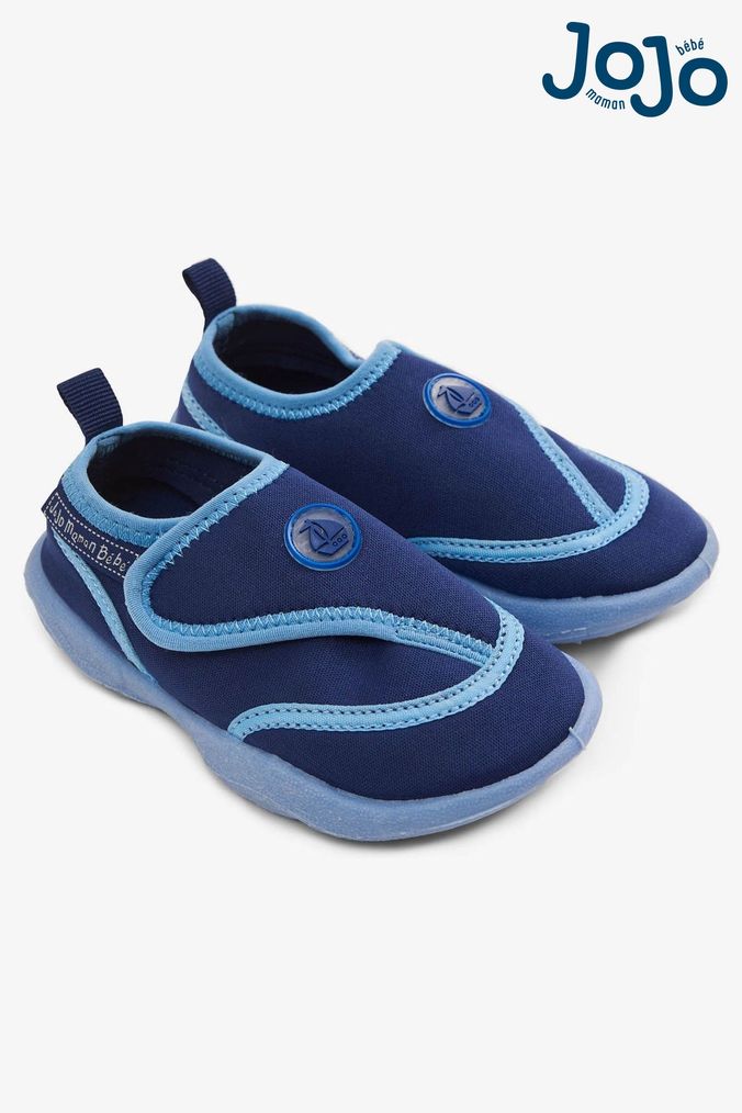 Where to buy beach shoes store
