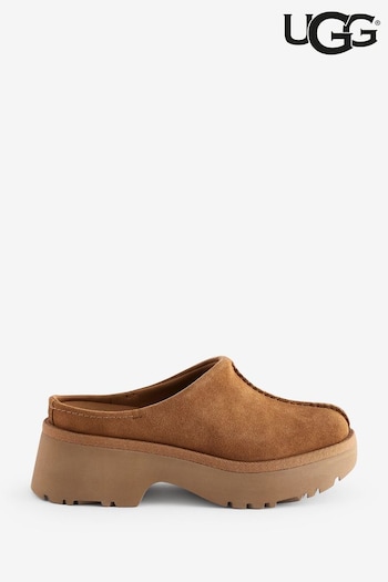 UGG Closed New Heights Clog Sandals (941547) | £120