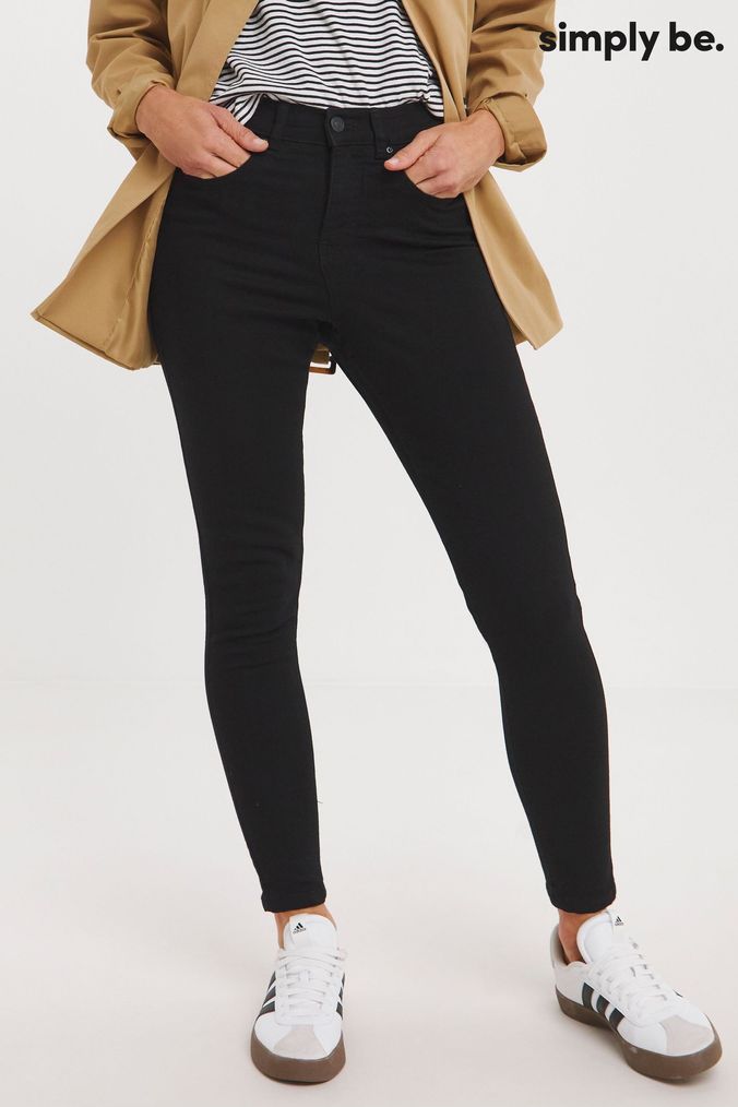 Black three quarter jeans top