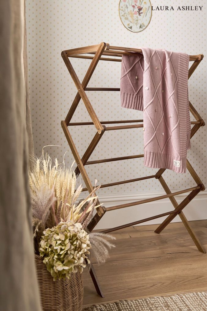 Mamas and papas shop knitted blanket