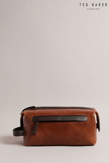 Ted Baker Brown Waxy Leather Washbag (961608) | £70