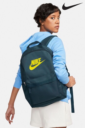 Nike Green Heritage Backpack (25L) (980719) | £30