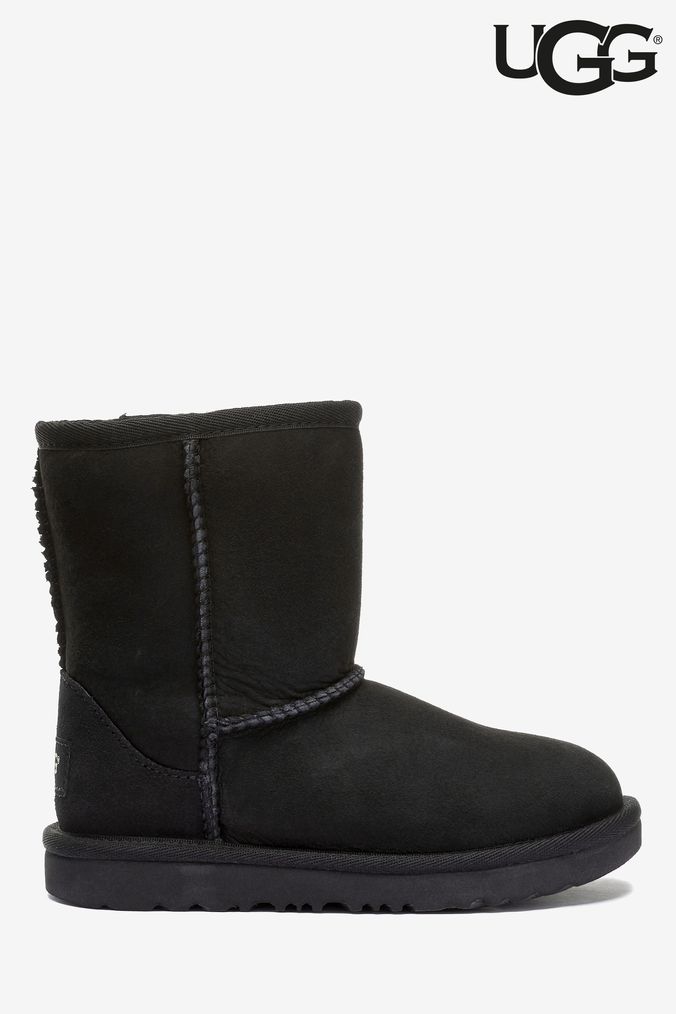 Ugg youth size hot sale to women's