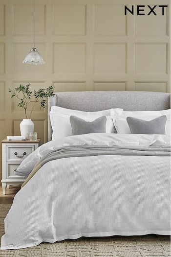 White Waffle Duvet Cover And Pillowcase Set (A13768) | £35 - £65