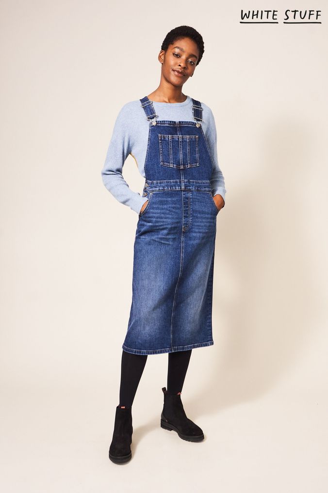 Dungaree Outfits 28 Best Ways For Women To Wear Dungarees