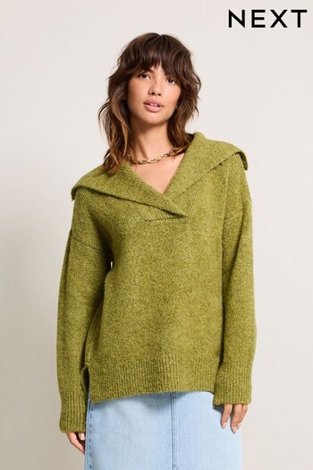 Green Relaxed V-Neck Collar Jumper (A75980) | £38