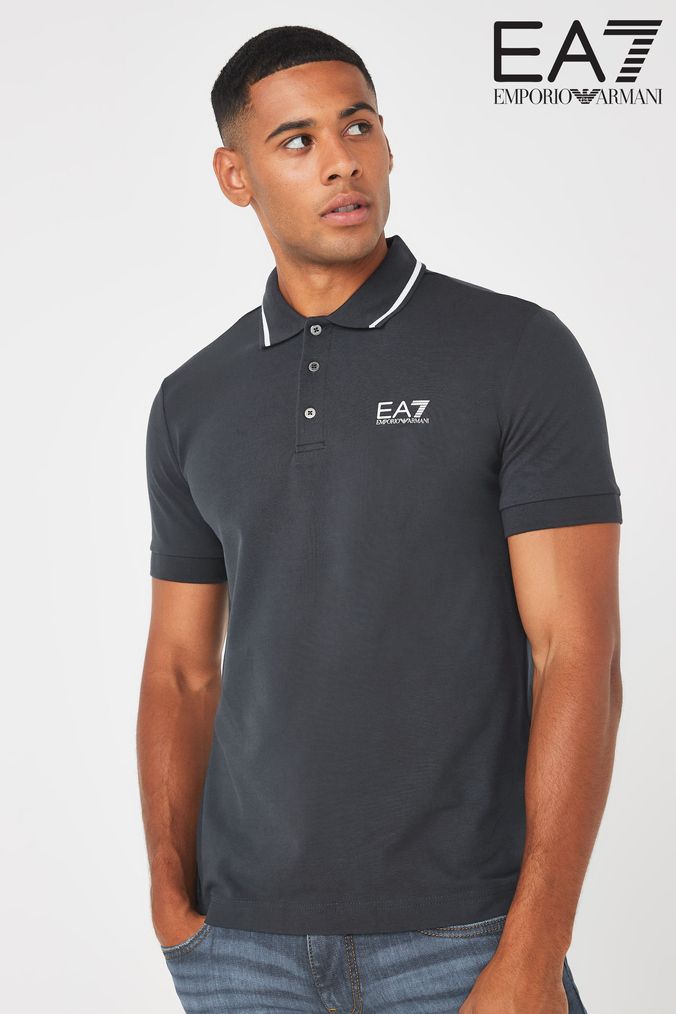 Next ea7 store