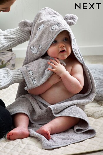 Grey Sheep Newborn Cotton Hooded Baby Towel (A90399) | £18