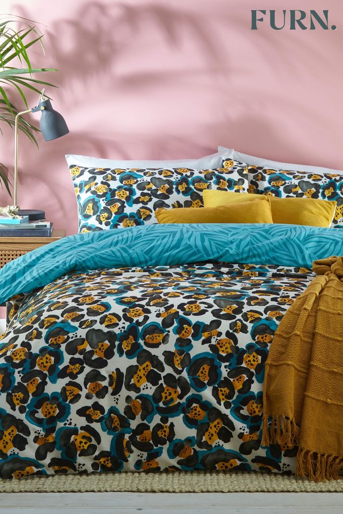 Leopard top print bedding