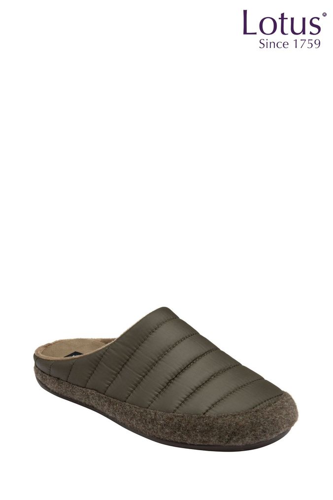 Online slippers for mens best sale