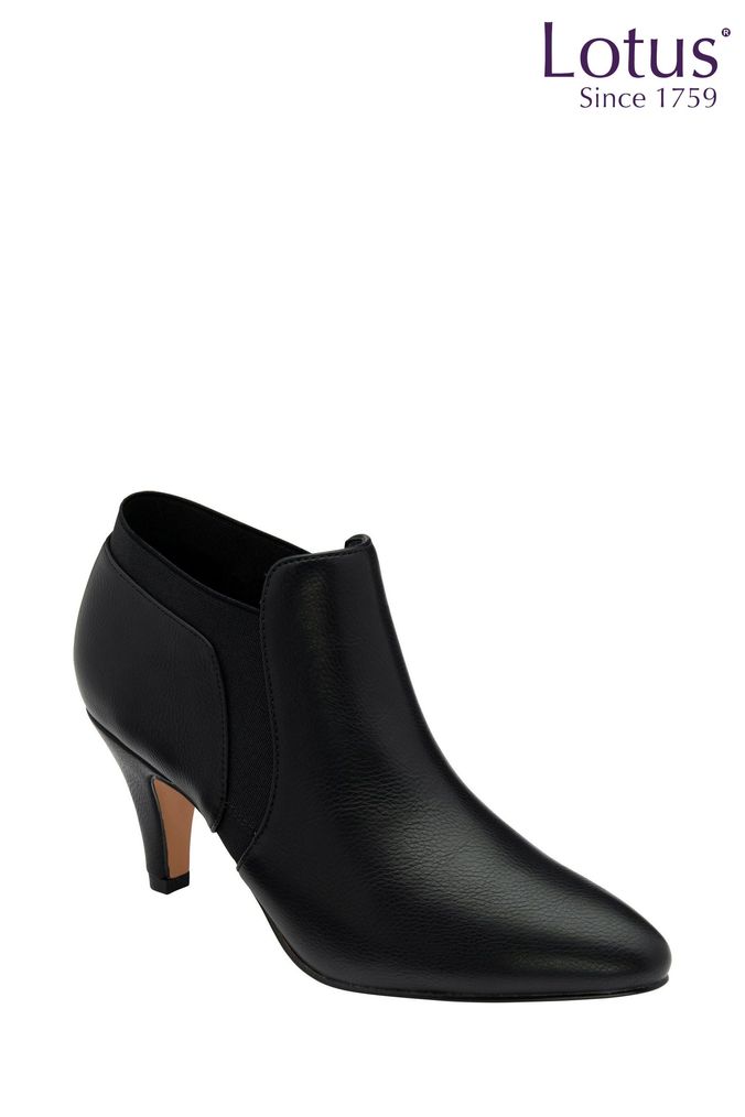 Newborn balenciaga shoes shop