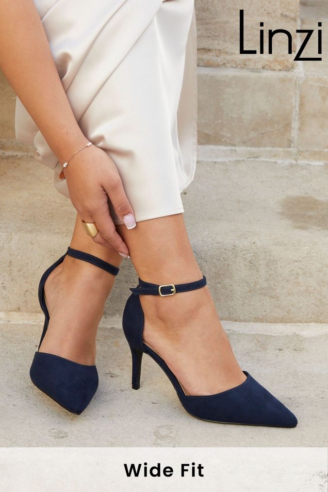 Navy shoes next 2025