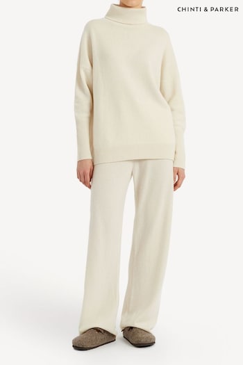 Chinti & Parker Relaxed Cream Pure Cashmere jumpers (AC1901) | £350