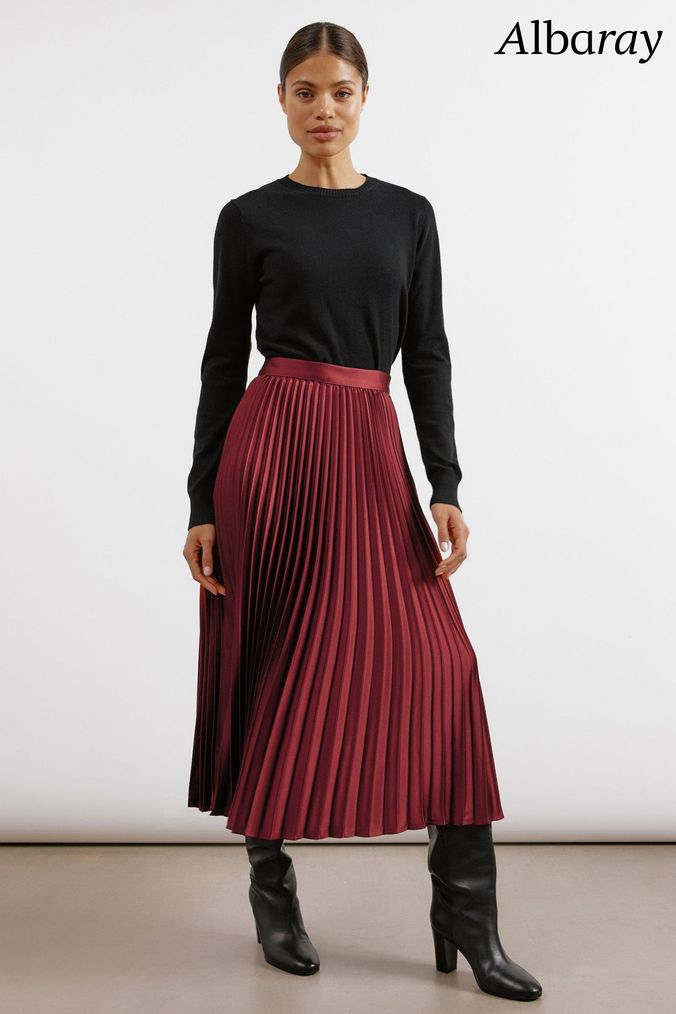 Pleated skirts online top