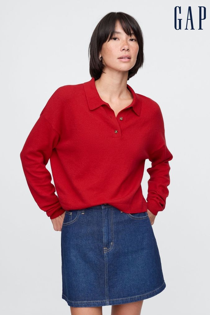 Red sweater gap online