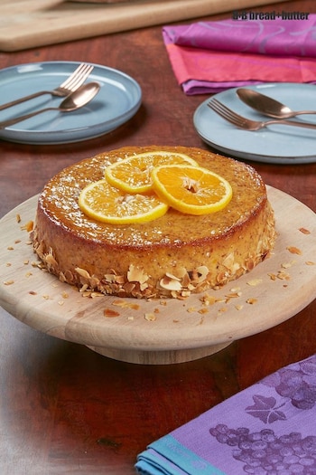 Bread + Butter Acacia Rounded Edge Footed Cake Plate (AC7644) | £30